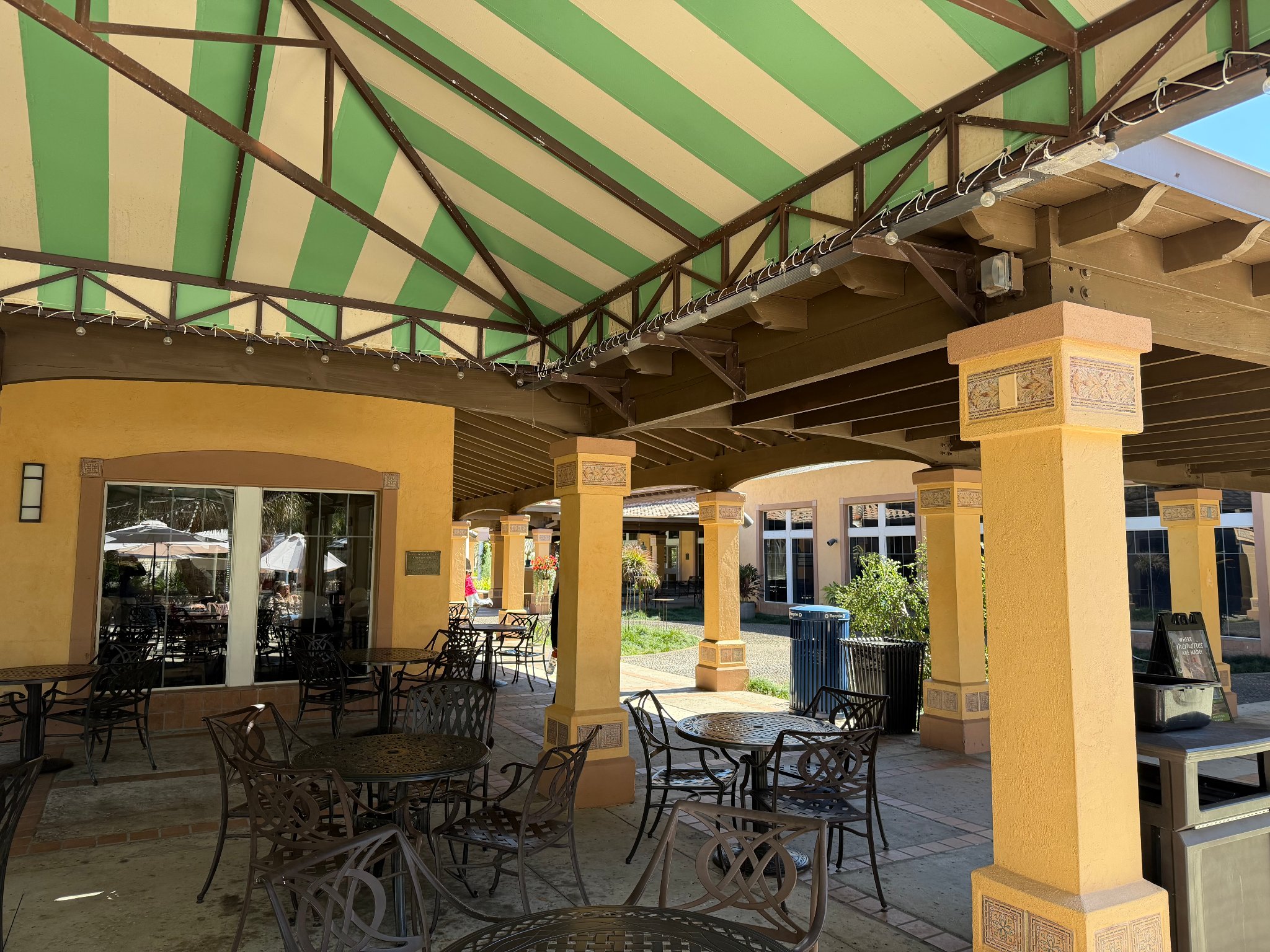 Bok Tower - Cafe Seating Area